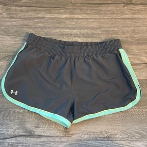 Under armour womens running shorts size medium